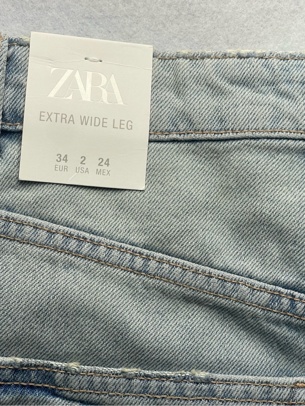 Zara Light Wash Wide-Leg Jeans - Picture 5 of 14
